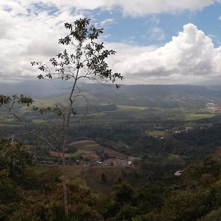 Pochotel Turrialba Eksteriør billede