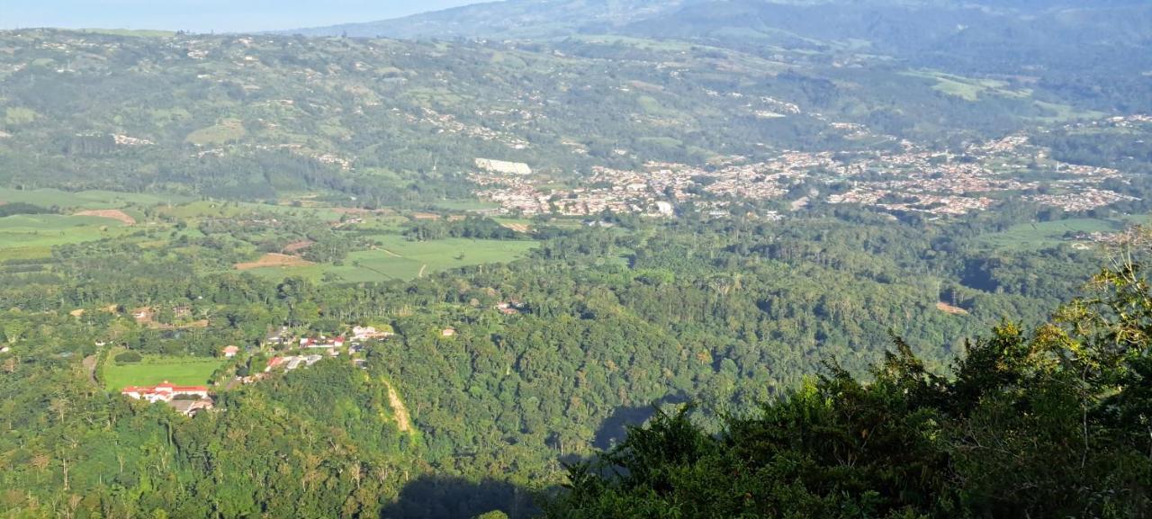 Pochotel Turrialba Eksteriør billede
